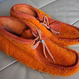 Moncler Moccassions Clarks Original Wallabees